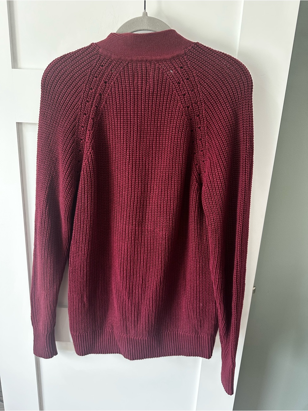NWT GAP Soft knit. Easy, relaxed fit, Button Front Cardigan. Medium Burgundy - Picture 5 of 7